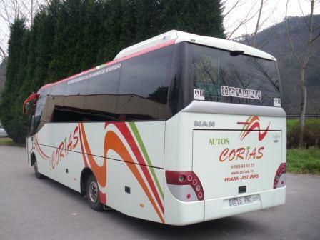 AUTOBÚS 35 PLAZAS