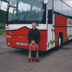 DAF PINTADO EN ROJO 2003