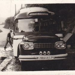 FORD 8