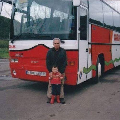DAF PINTADO EN ROJO 2003