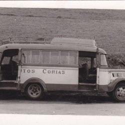 FORD 8, CARROZADO EN PEÑAULLAN ( O 12945)