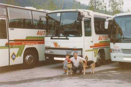 Marcos y Antonino con Paca y Tola , 1999